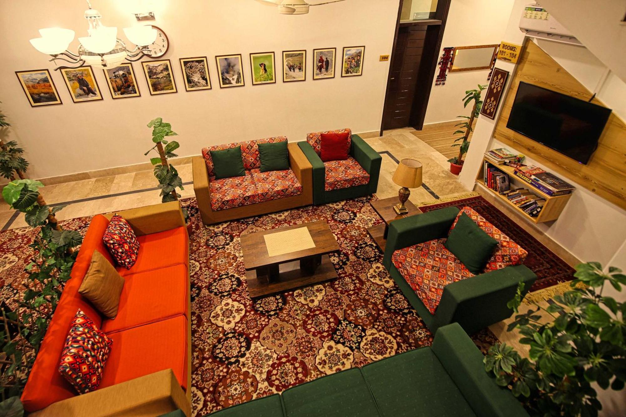 Oak Residency Hotel Gilgit Exterior photo