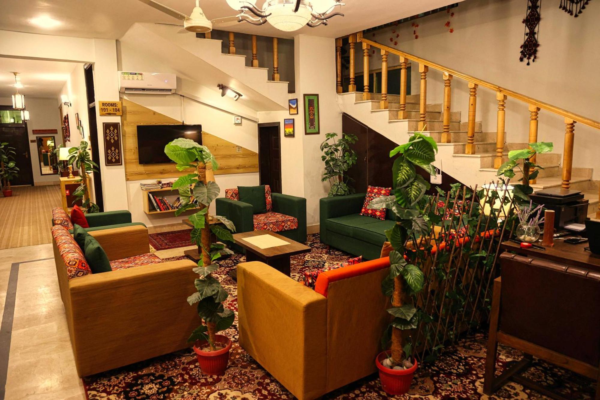 Oak Residency Hotel Gilgit Exterior photo
